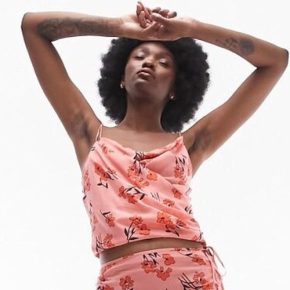 Topshop Floral Pink Short - Picture 1 of 4